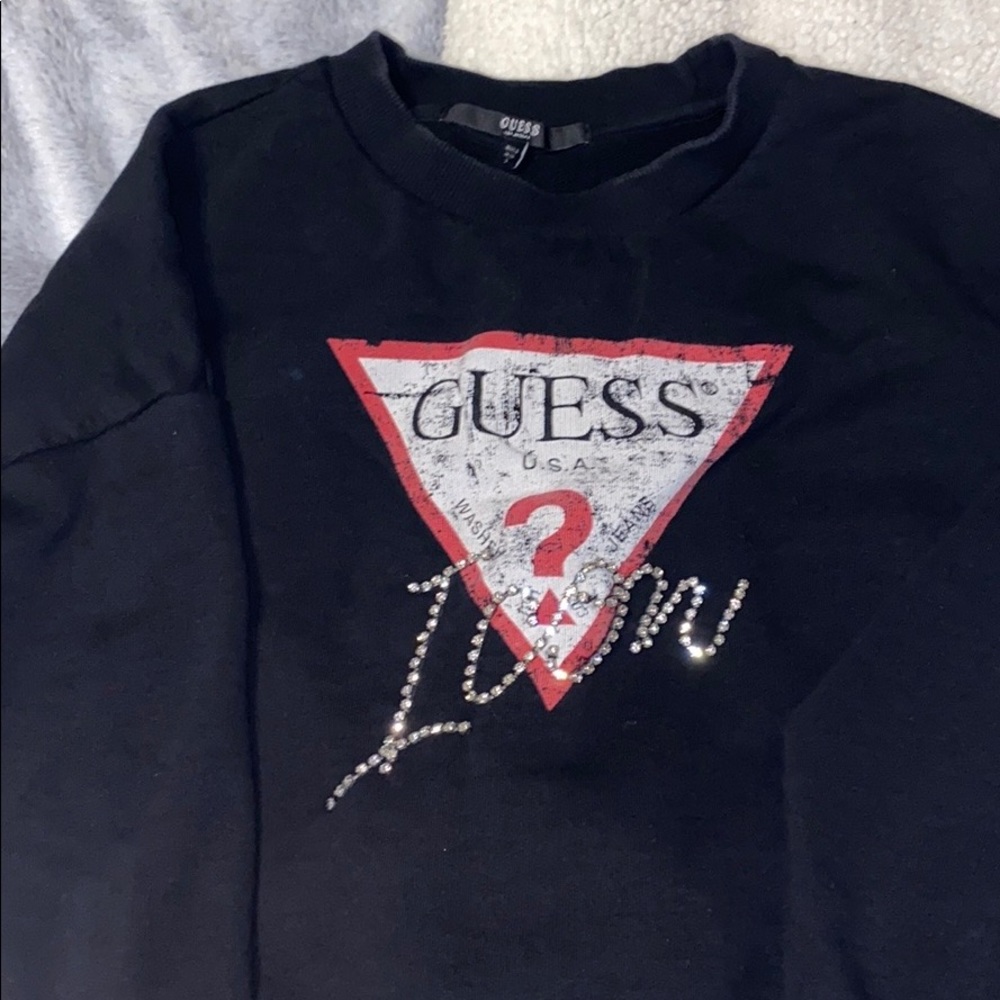 Guess crop top in black ❤️